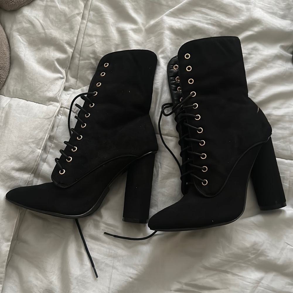 Miss Lola boots